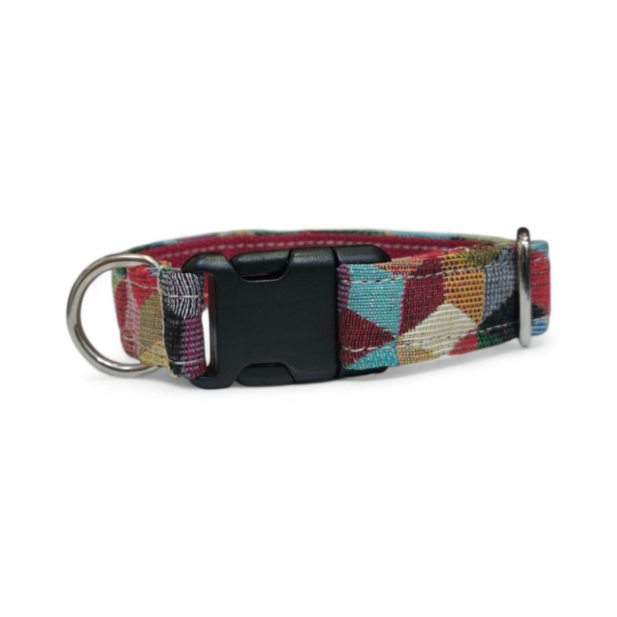 Collar estampado de tela y cuero