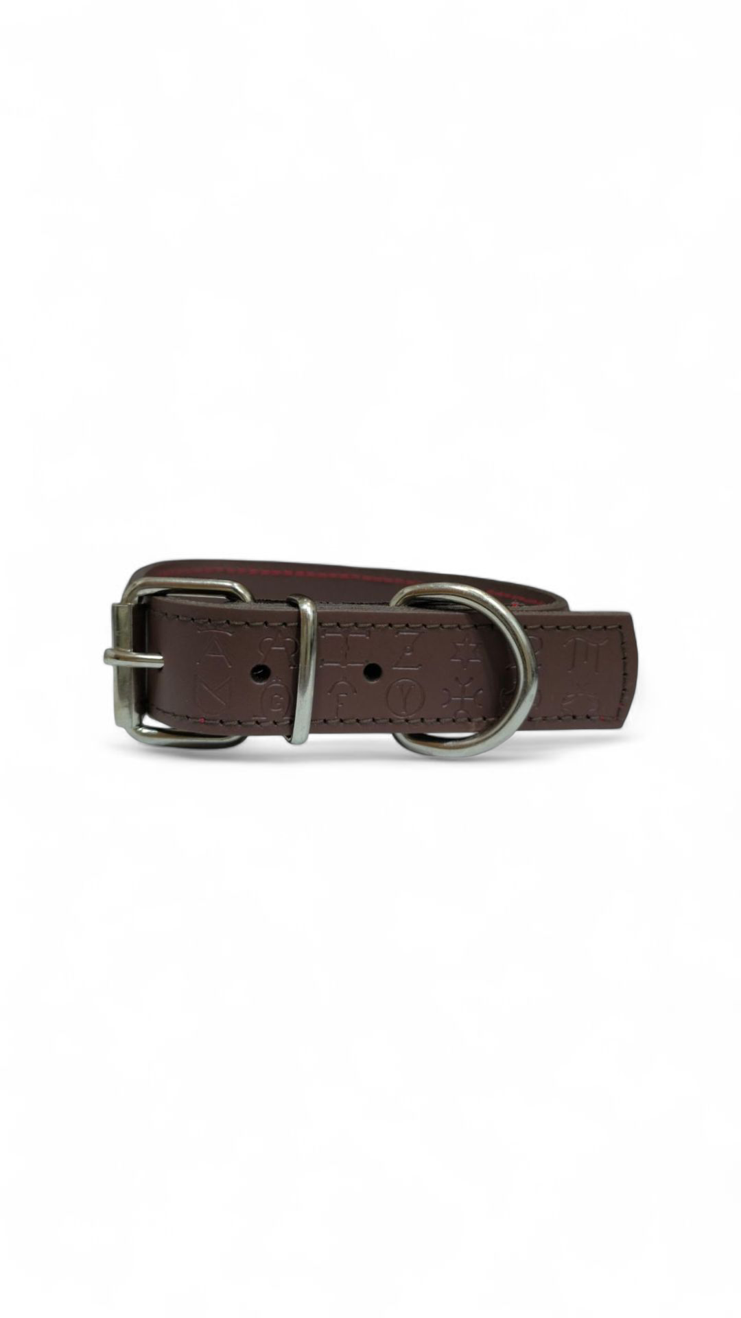 Collar de cuero grabado con su nombre